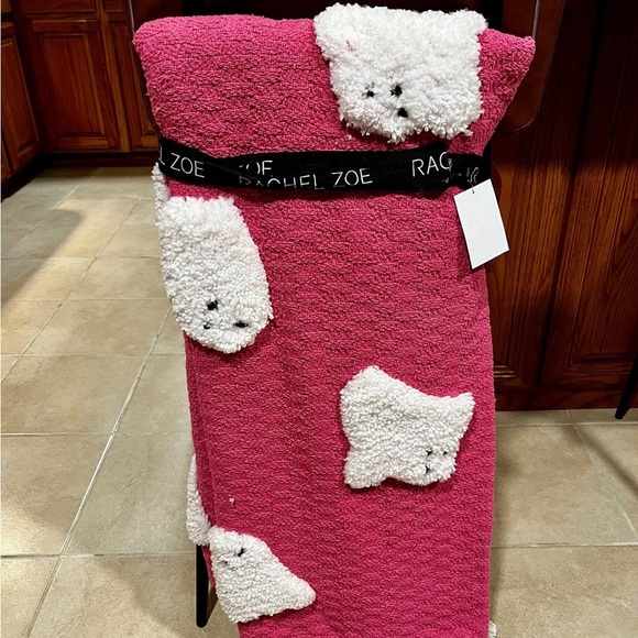Rachel Zoe Fuchsia and White Ghost Blanket - Picture 1 of 5